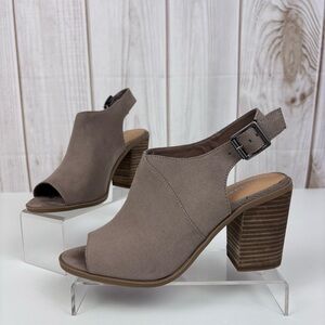 Madden Girl Peachees Sandals Chunky Block Heel Slingback Heeled Bootie Taupe 7.5